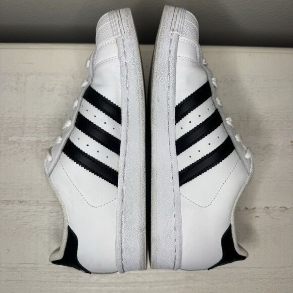 Adidas Originals Superstar Low Top Sneakers Shoes White Black Size Women 6/Men 5 - Picture 8 of 10